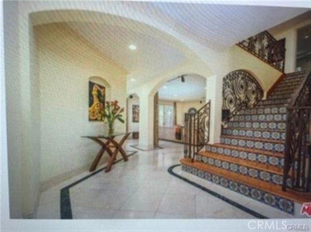 5717 MELVIN Avenue, Tarzana (los Angeles), CA 91356