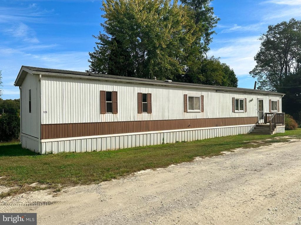 125 HAVEN DR, York, PA 17406