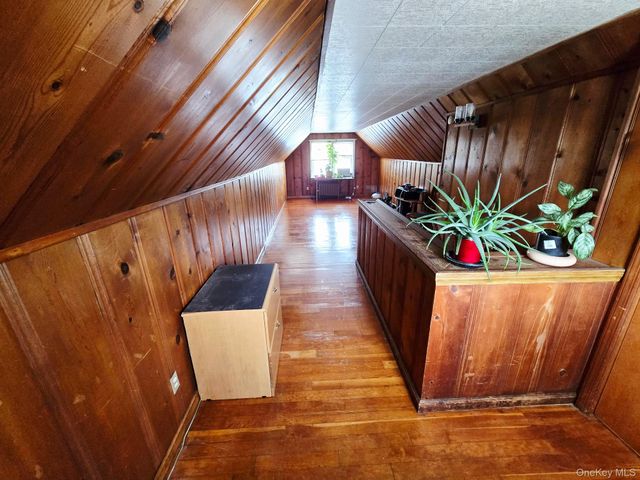 60 Liberty Boulevard, Valley Stream, NY 11580