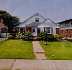 60 Liberty Boulevard, Valley Stream, NY 11580
