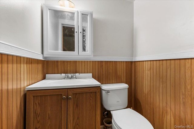161-21 84th Avenue, Jamaica Hills, NY 11432