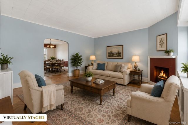 161-21 84th Avenue, Jamaica Hills, NY 11432