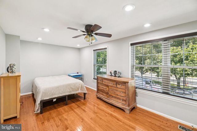 9029 ROUTE 29, Fairfax, VA 22031