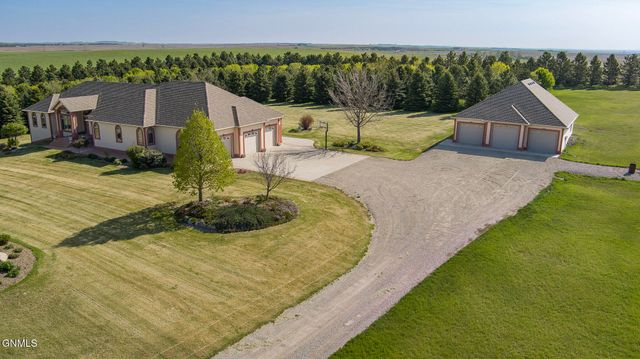 3505 66th Street NE, Bismarck, ND 58503