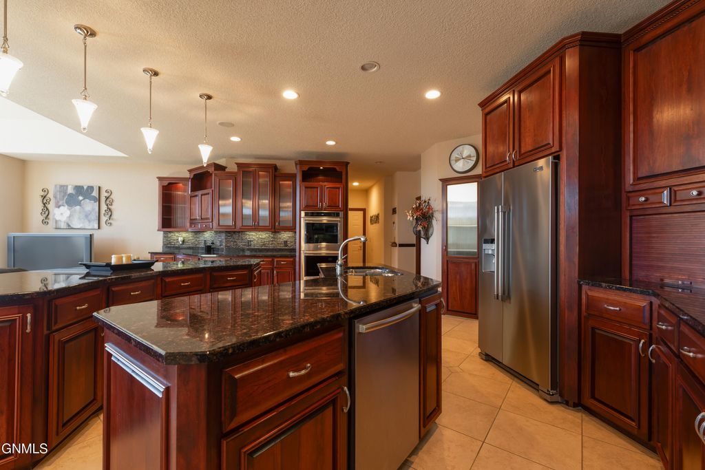 3505 66th Street NE, Bismarck, ND 58503 photo 14