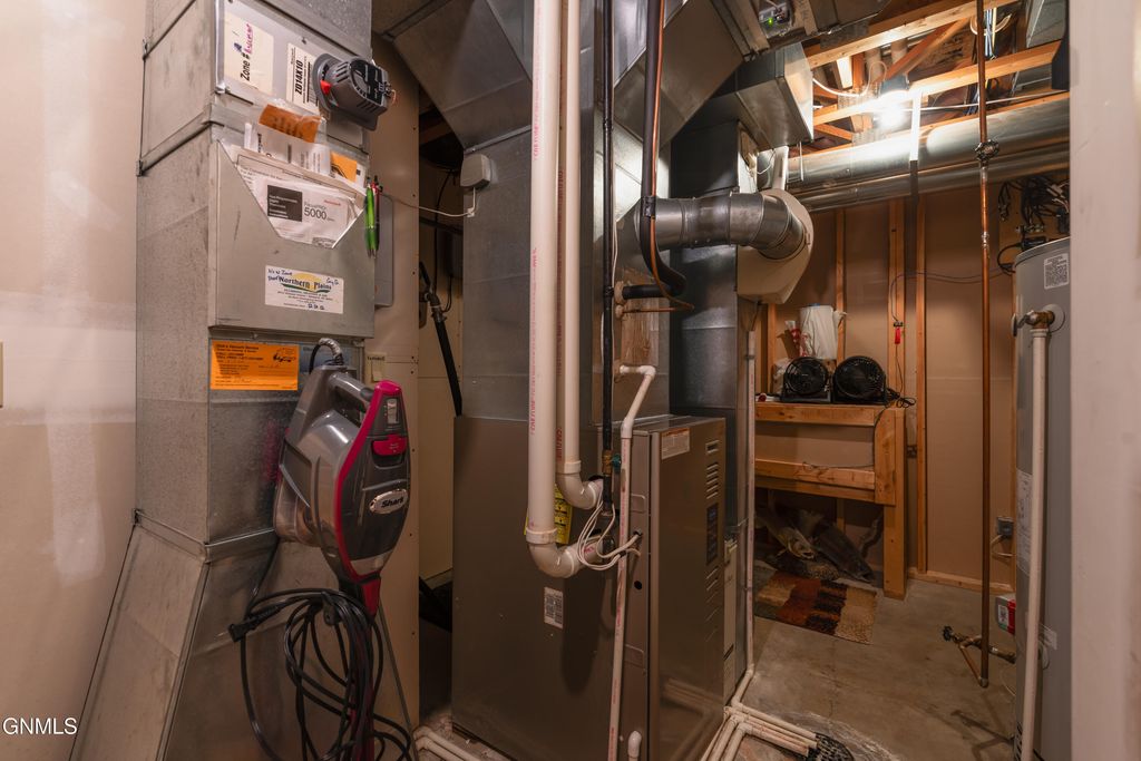 3505 66th Street NE, Bismarck, ND 58503 photo 39