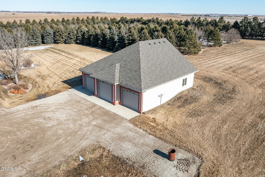 3505 66th Street NE, Bismarck, ND 58503 photo 60