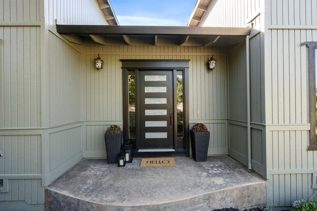951 Haight Ct, El Dorado Hills, CA 95762