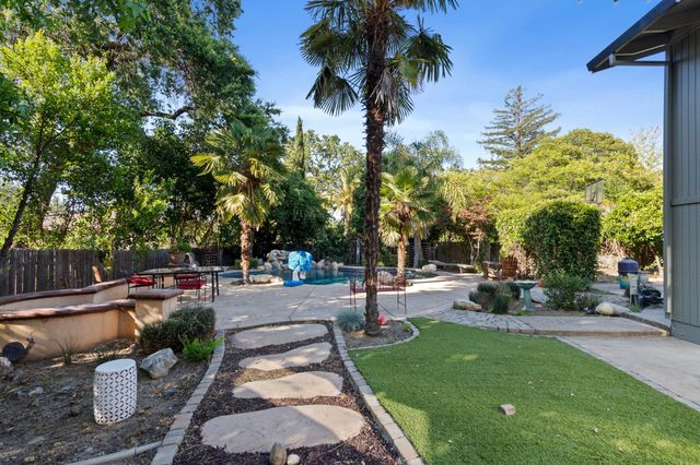 951 Haight Ct, El Dorado Hills, CA 95762