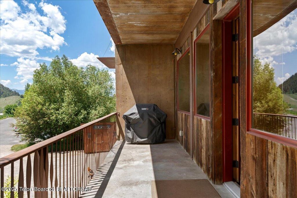 1023 BUDGE Drive, Jackson, WY 83001 photo 19