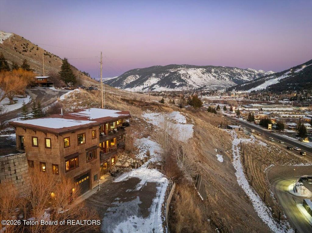 1023 BUDGE Drive, Jackson, WY 83001 photo 28