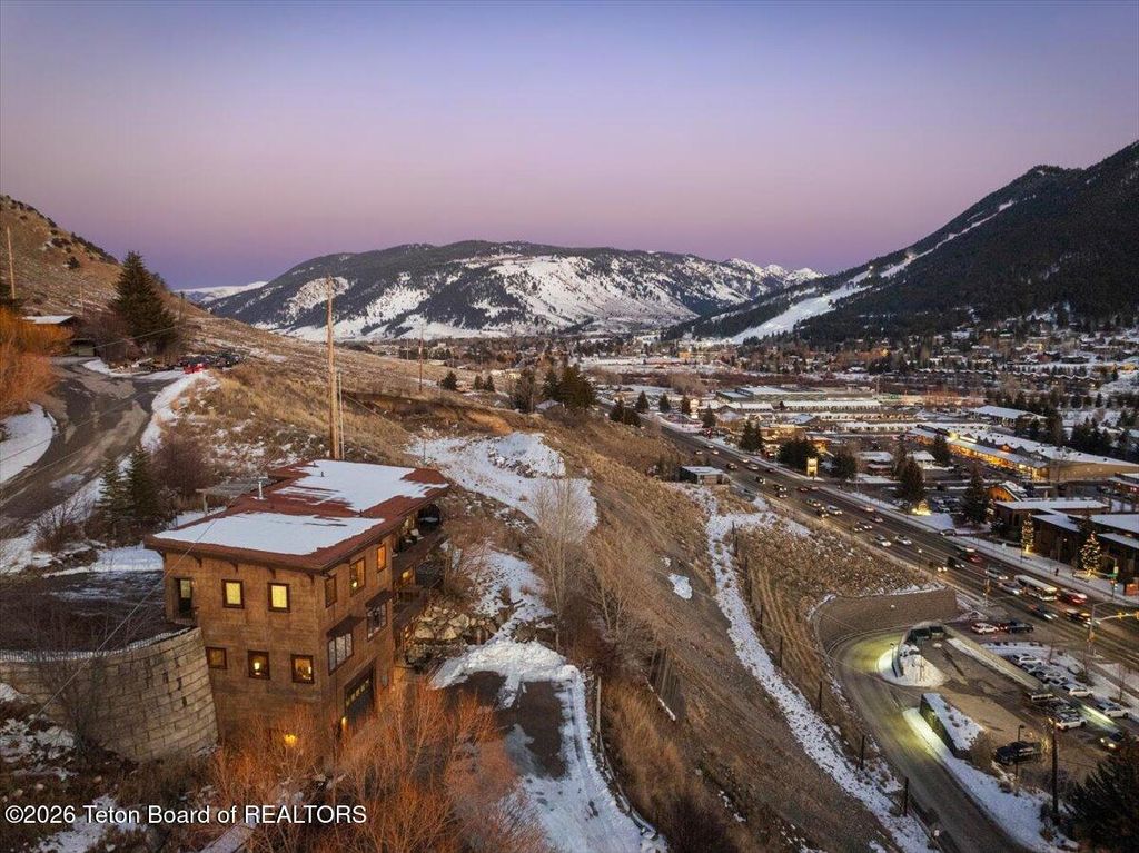 1023 BUDGE Drive, Jackson, WY 83001 photo 29
