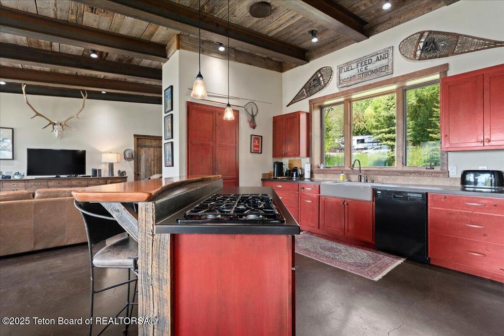 1023 BUDGE Drive, Jackson, WY 83001 photo 7