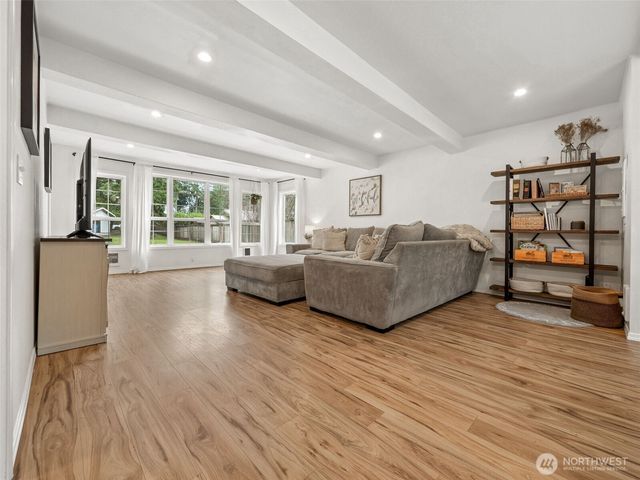 27306 100th Avenue E, Graham, WA 98338