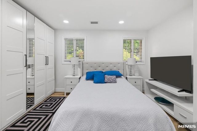 149 Sherwood Drive, Ramsey, NJ 07446