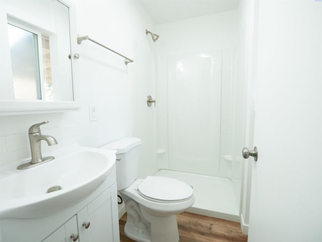 5617 W Argent Road, Pasco, WA 99301