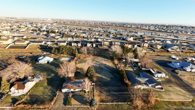 5617 W Argent Road, Pasco, WA 99301