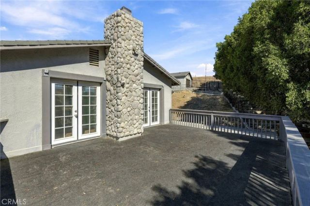 19015 Envoy, Corona, CA 92881
