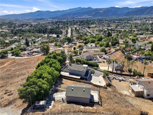 19015 Envoy, Corona, CA 92881