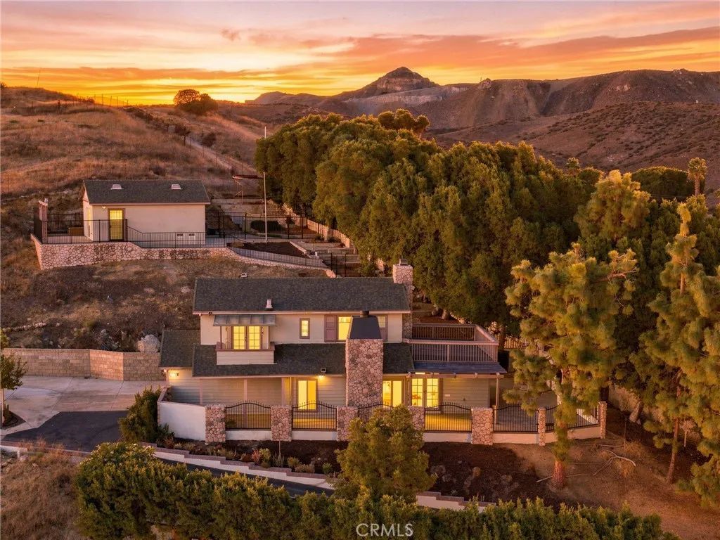 19015 Envoy, Corona, CA 92881