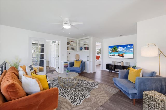 203 72ND STREET, Holmes Beach, FL 34217