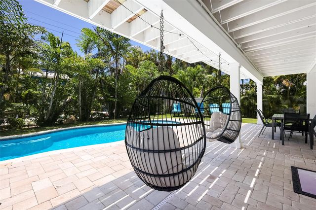 203 72ND STREET, Holmes Beach, FL 34217