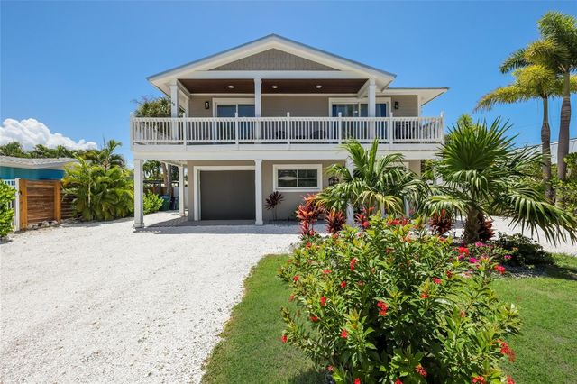 203 72ND STREET, Holmes Beach, FL 34217