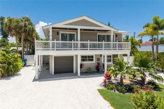 203 72ND STREET, Holmes Beach, FL 34217