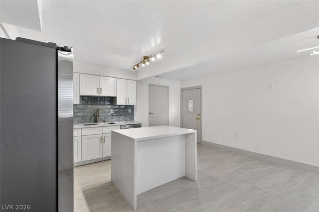 13 Mallory Street, Henderson, NV 89015
