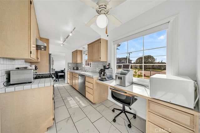 1106 S Lark Ellen, West Covina, CA 91791