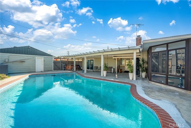 1106 S Lark Ellen, West Covina, CA 91791