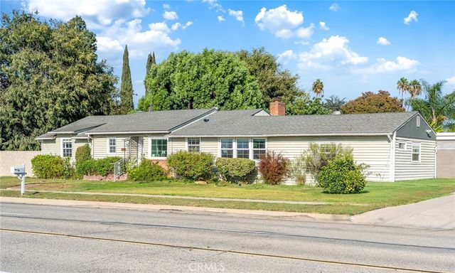 1106 S Lark Ellen, West Covina, CA 91791