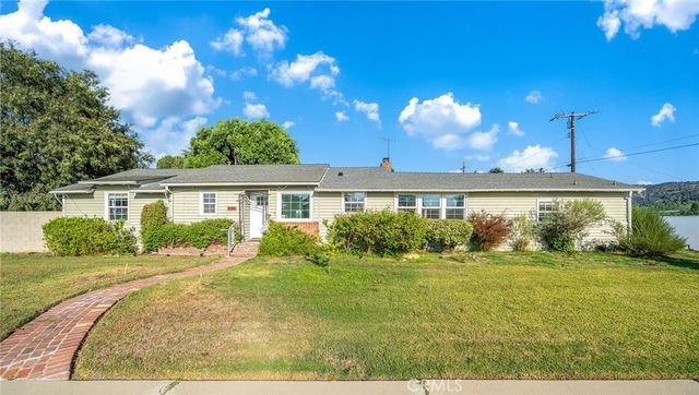 1106 S Lark Ellen, West Covina, CA 91791