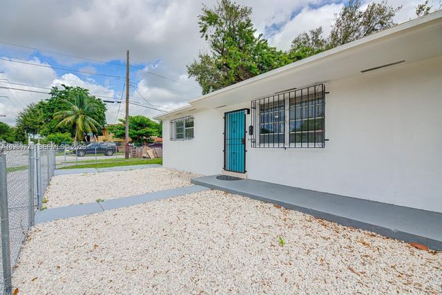 9391 NW 5th Ave 9393, Miami, FL 33150