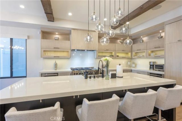 414 9th, Huntington Beach, CA 92648