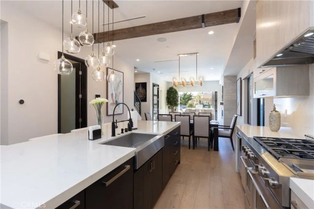 414 9th, Huntington Beach, CA 92648