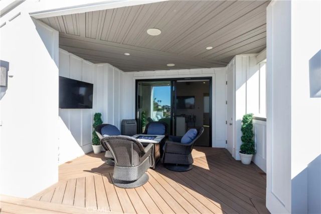 414 9th, Huntington Beach, CA 92648