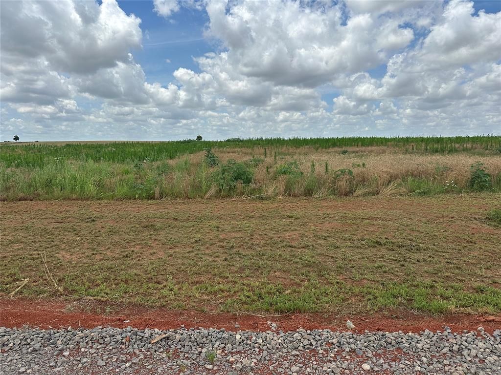 30844 White Horse Lane, Cashion, OK 73016
