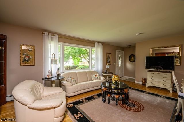 149 Central Ave, West Caldwell Twp., NJ 07006