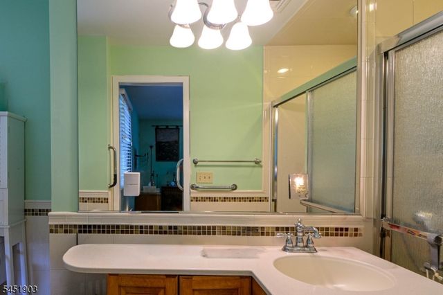 149 Central Ave, West Caldwell Twp., NJ 07006