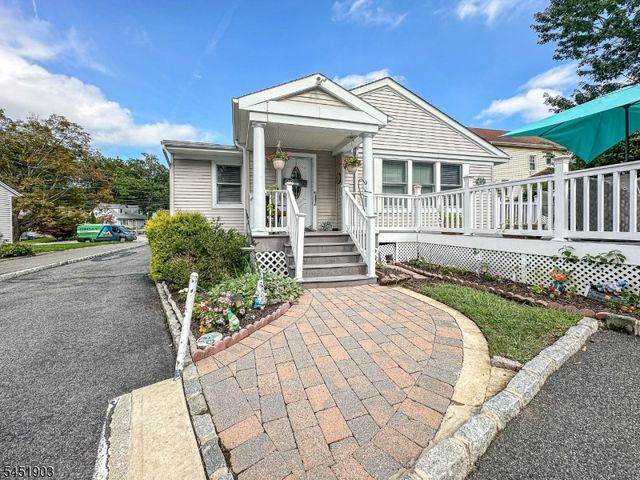 149 Central Ave, West Caldwell Twp., NJ 07006