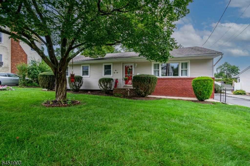 149 Central Ave, West Caldwell Twp., NJ 07006