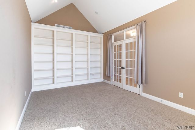 9 Hidden Creek Court, Amherst, NY 14221