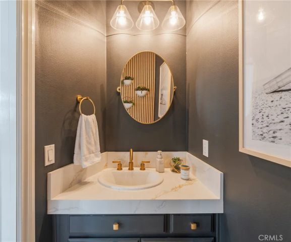 611 N Lucia B, Redondo Beach, CA 90277