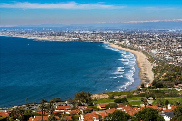 611 N Lucia B, Redondo Beach, CA 90277