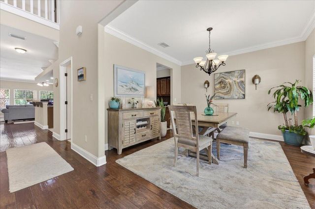 202 SE Alconese Avenue, Fort Walton Beach, FL 32548