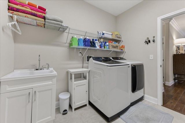 202 SE Alconese Avenue, Fort Walton Beach, FL 32548