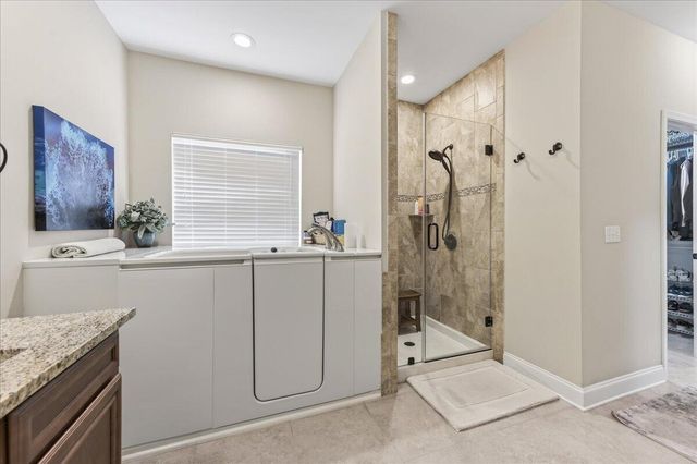 202 SE Alconese Avenue, Fort Walton Beach, FL 32548