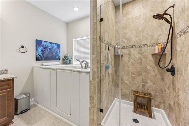 202 SE Alconese Avenue, Fort Walton Beach, FL 32548