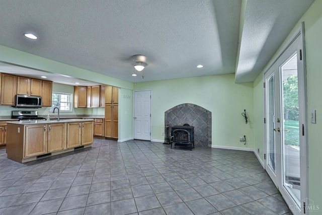 7702 US Rt 52, Huntington Twp, OH 45167